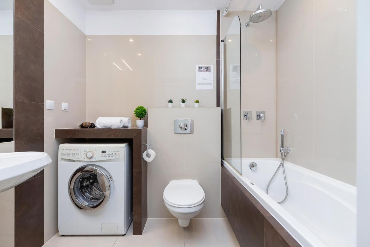 Apartment Lobzowska Cracow By Noclegi Renters Cracovia Esterno foto