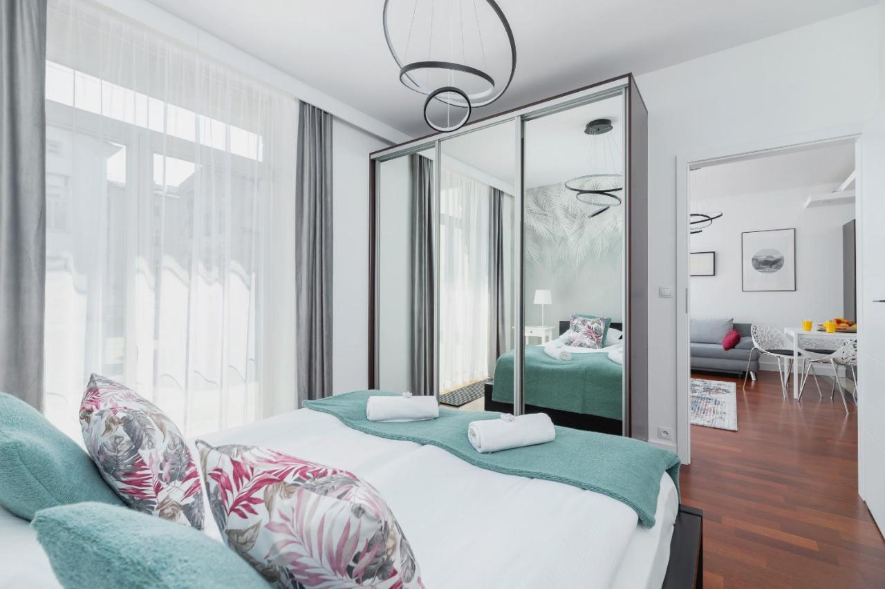 Apartment Lobzowska Cracow By Noclegi Renters Cracovia Esterno foto